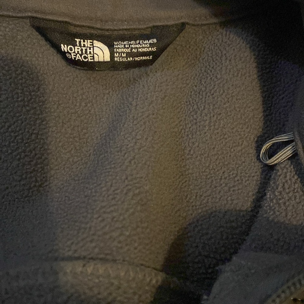 North Face Grey Windwall Jacket - image 3